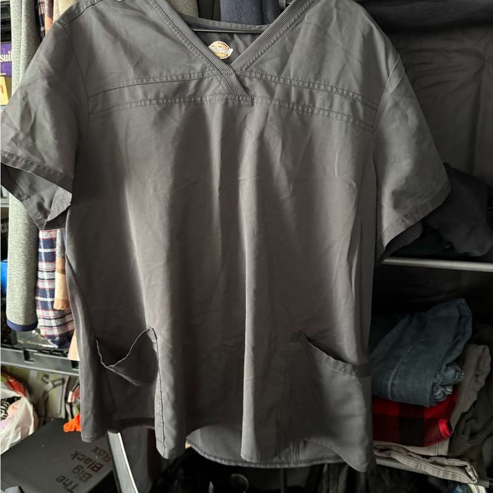 Dickies pewter scrub top